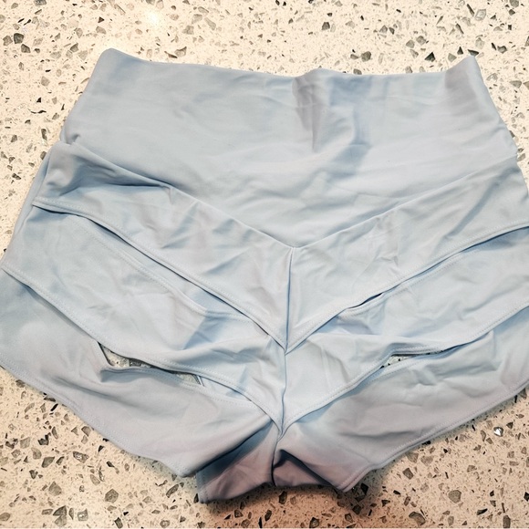 Baby blue slit booty shorts - Picture 2 of 2